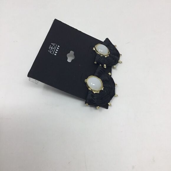 AREA Woven Fan Stud Earrings (G1) - Picture 3 of 5